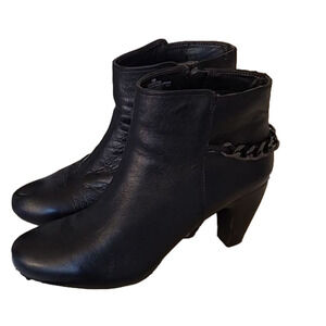 Easy Spirt Vegan Leather Black Ankel Booties